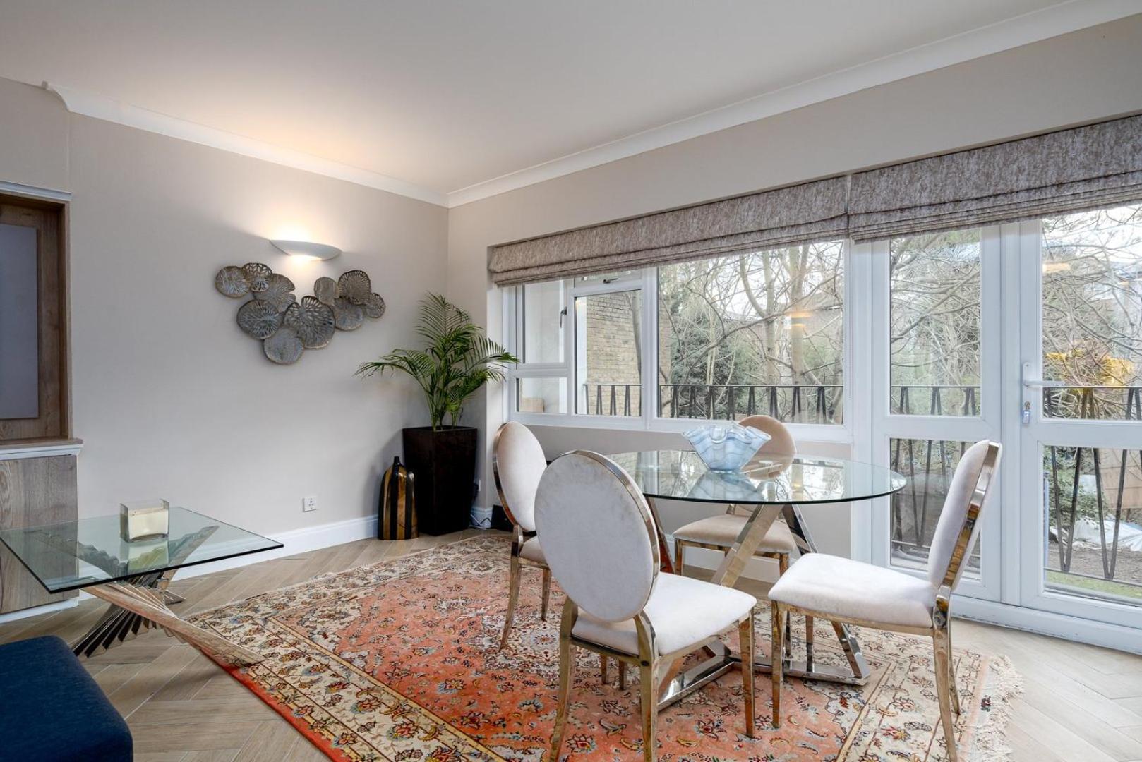 Guestready - Carlton Hill Charmer London