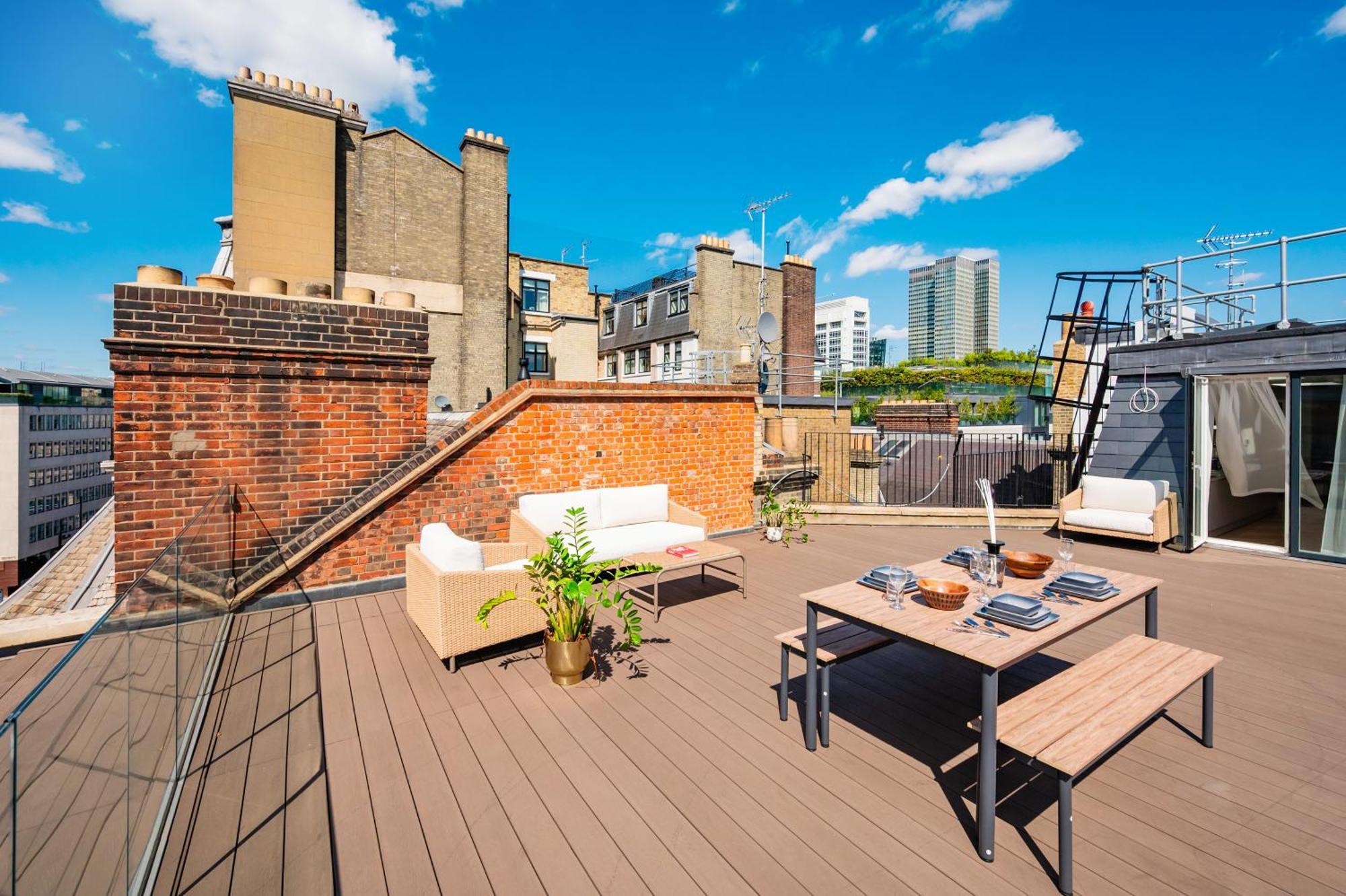 Apartment Premium In The West End