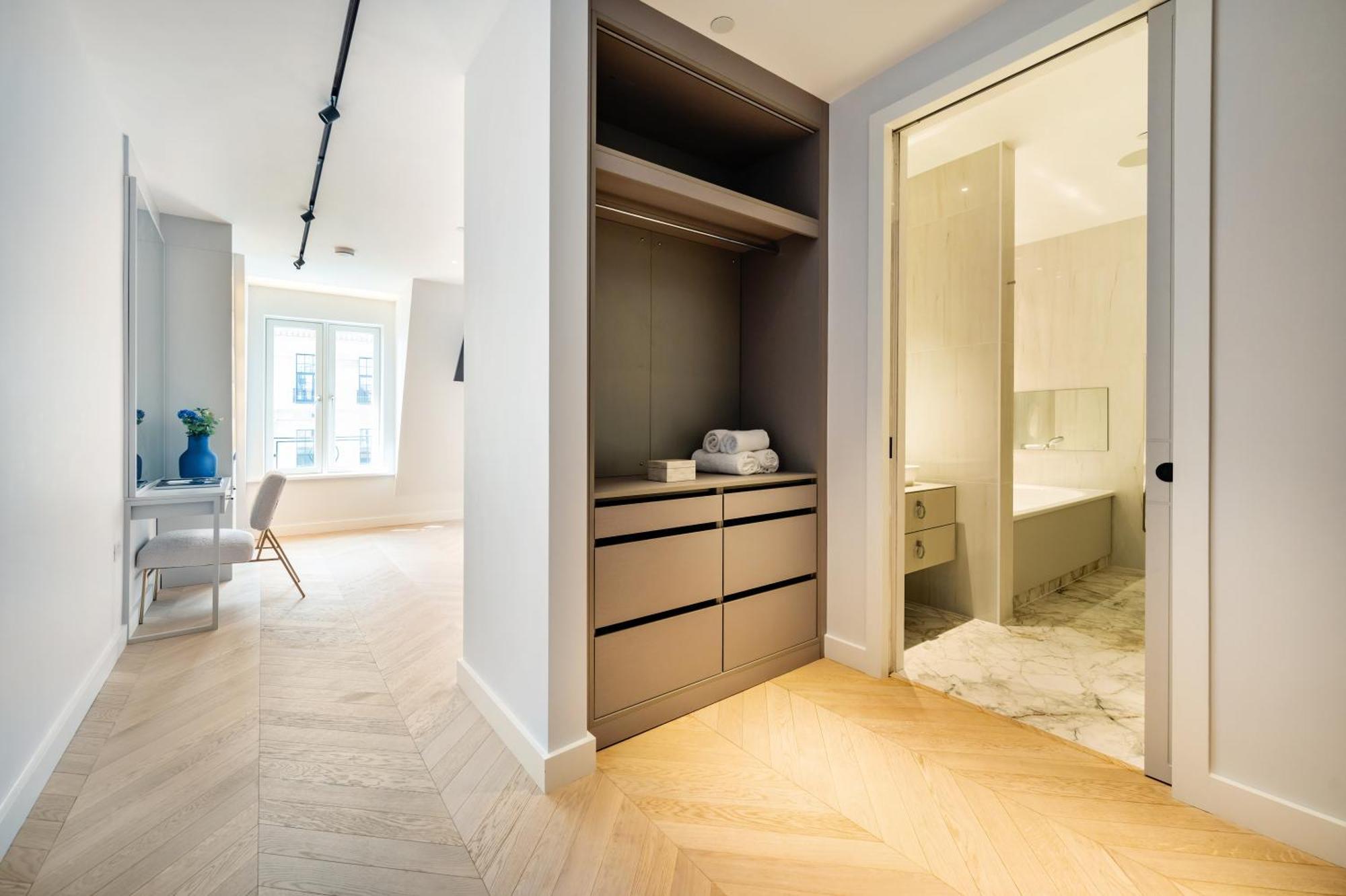 Apartment Premium In The West End *