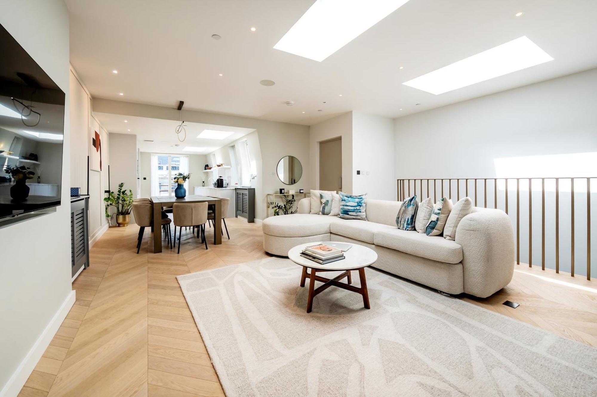 Premium In The West End Apartment London