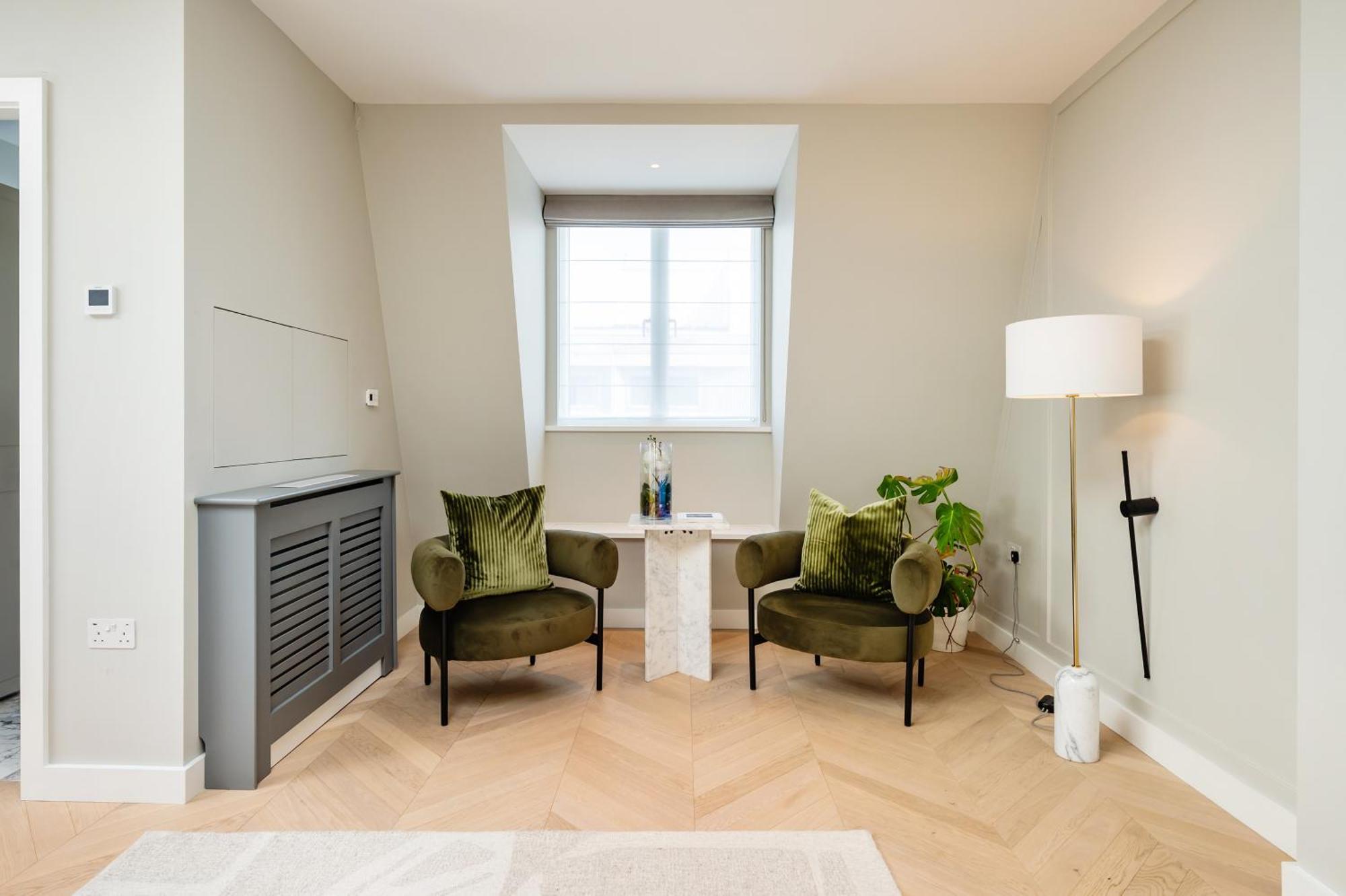 Apartment Premium In The West End London
