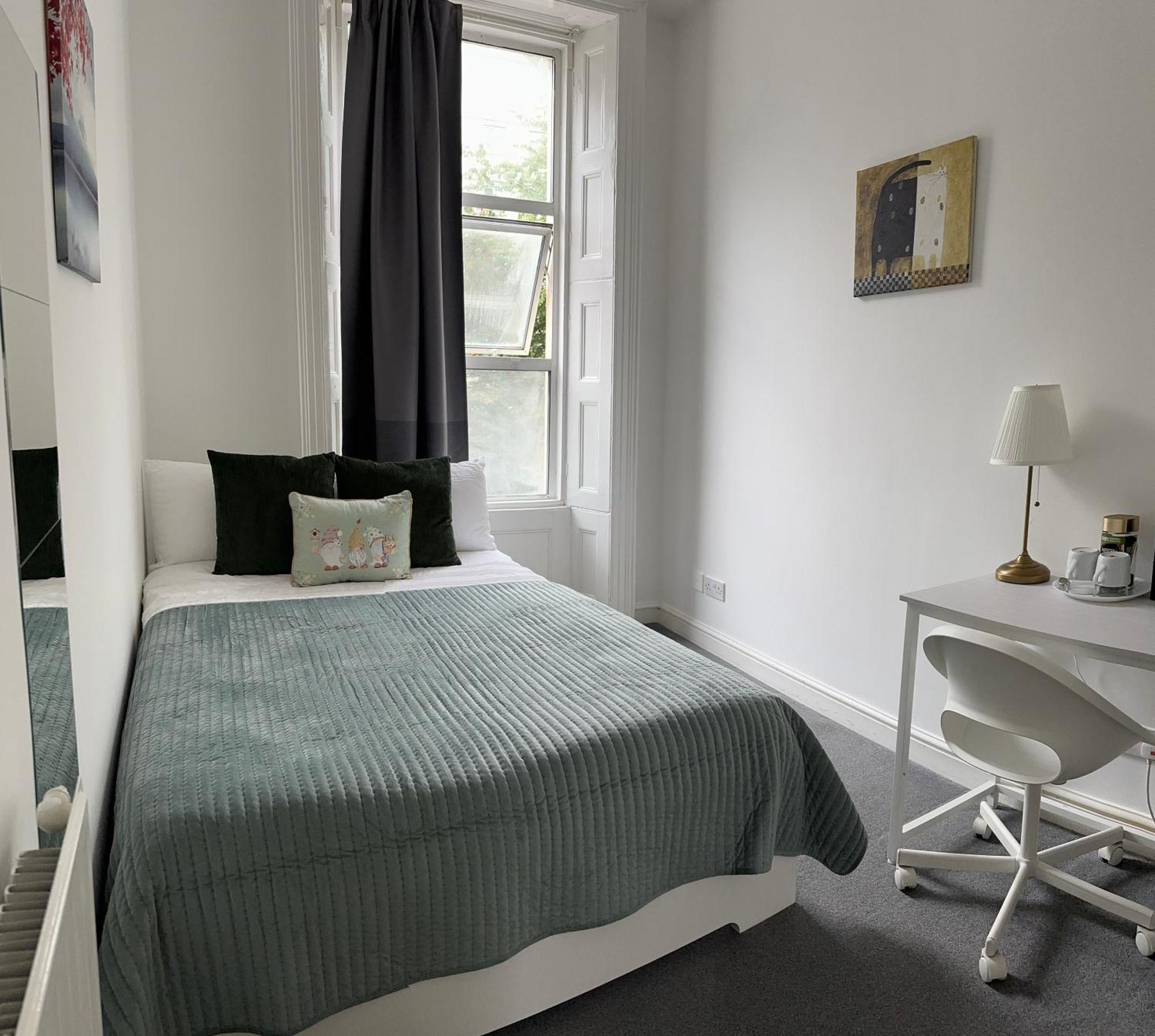 Guest house Lord Merit King's Cross Grays Road