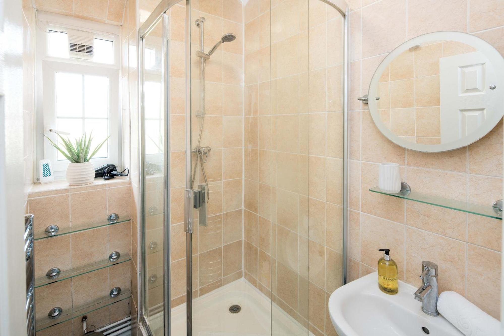 Sunny 2b-1b Flat Nr Borough Market, Apartment *