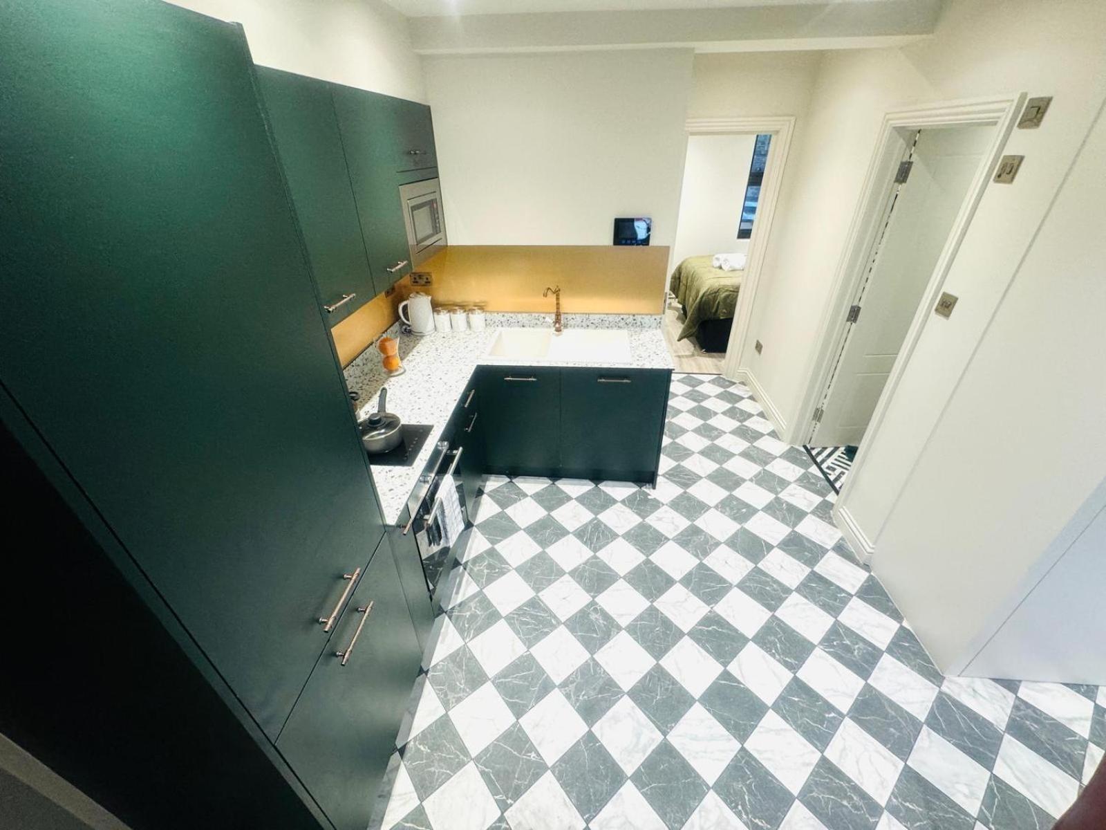 Apartment Luxury Flats, Location In Town