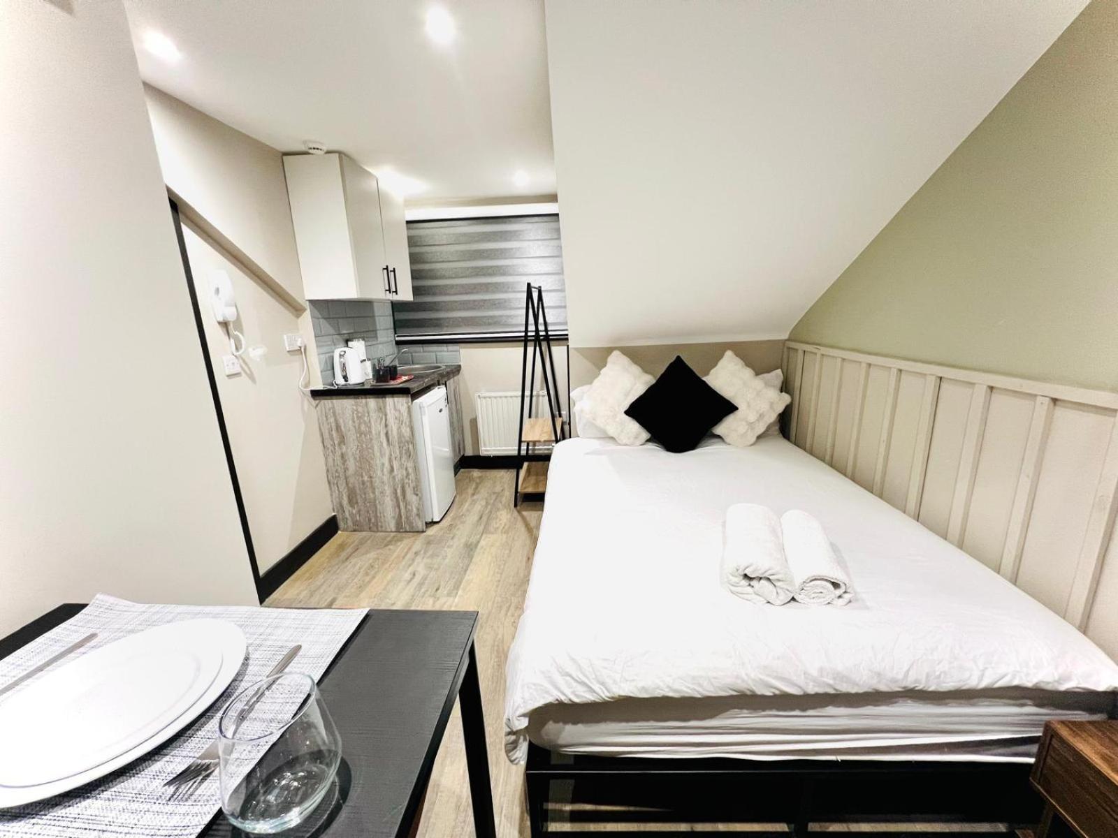 Apartment Luxury Flats, Location For Tourists *