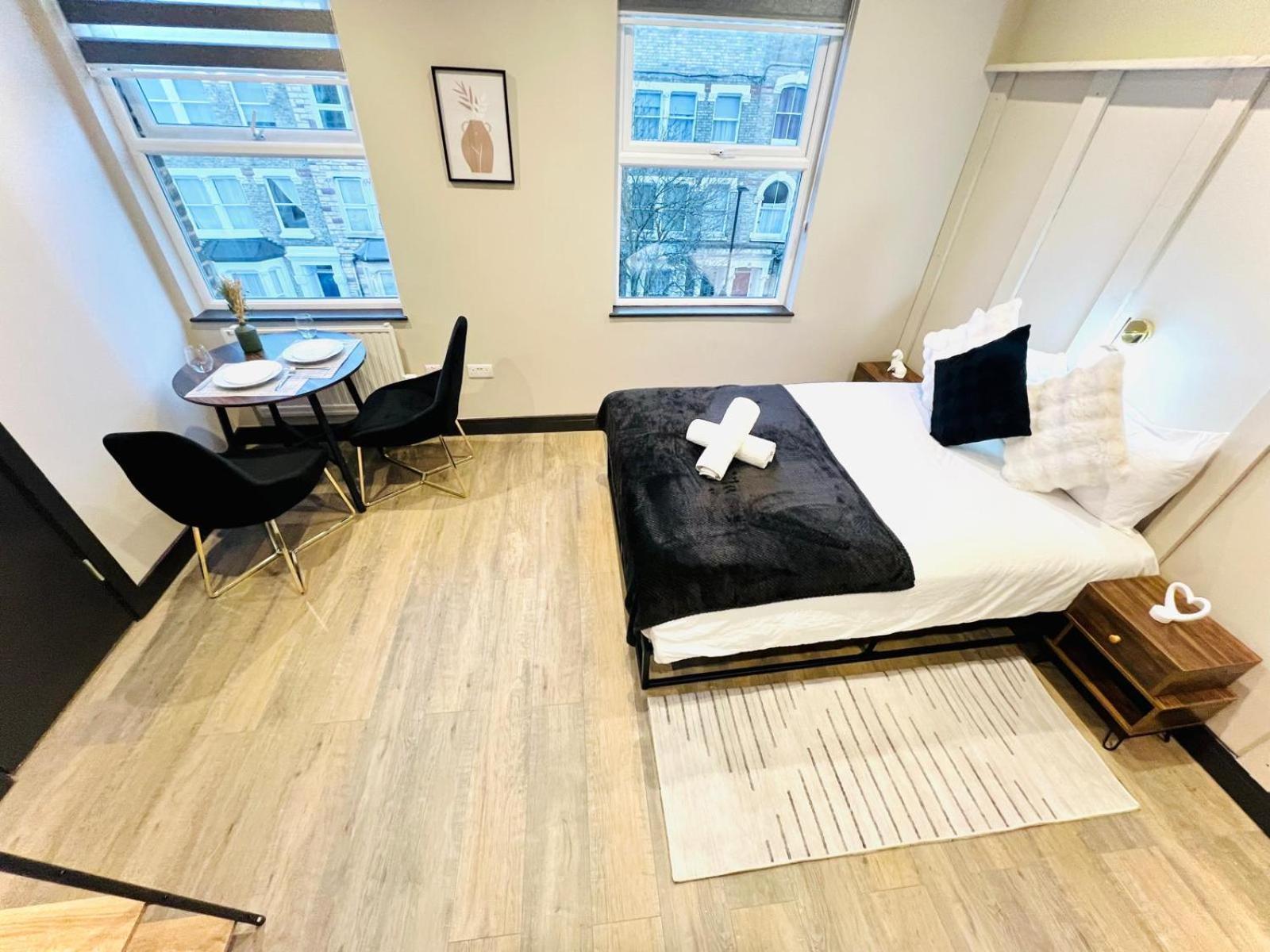 Luxury Flats, Location For Tourists Apartment London