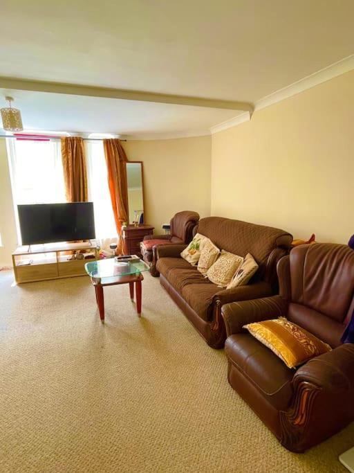 Apartment Flat Near Hyde Park, Central London Location