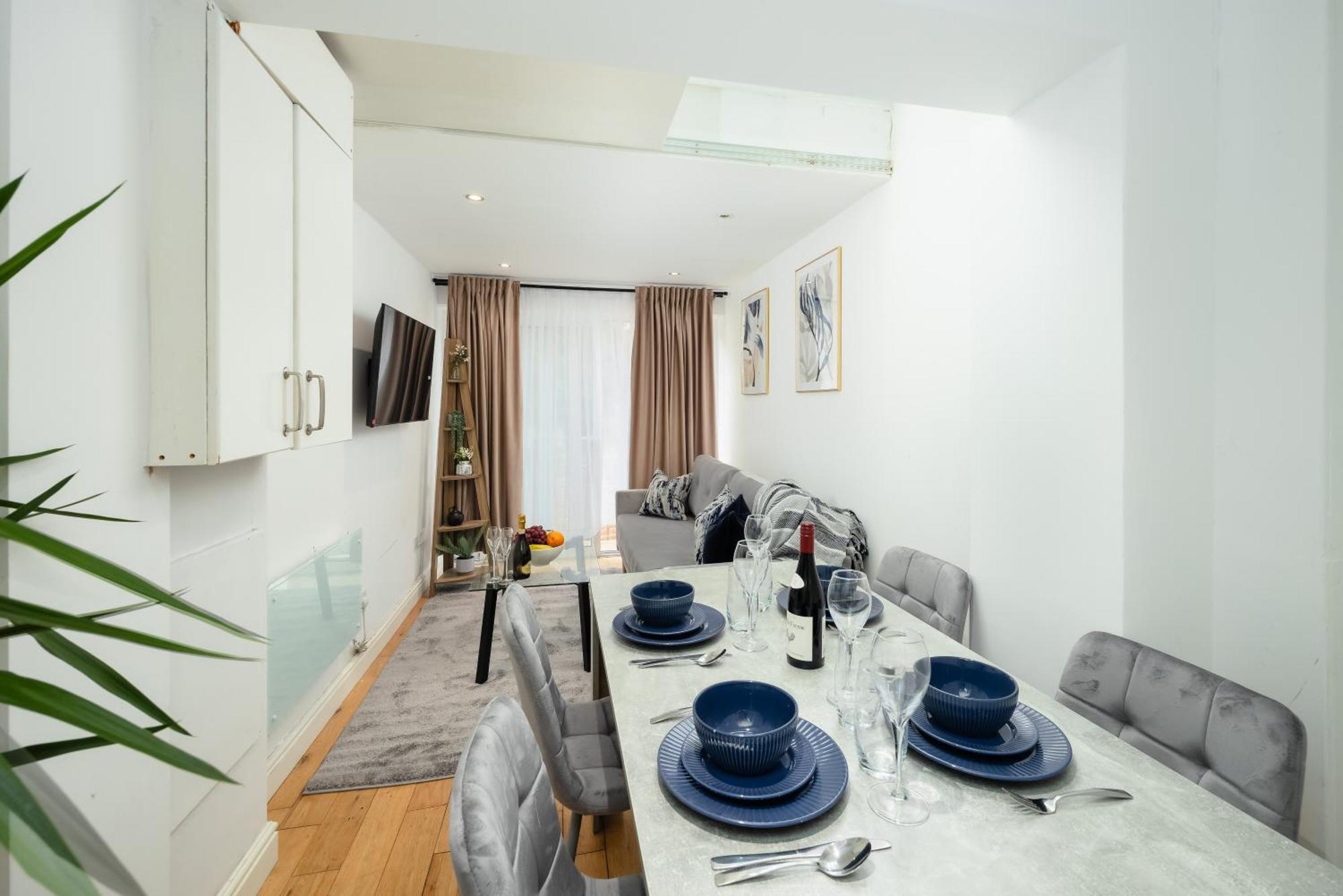 Apartment Elegant & Spacious - Minutes To Kensington London