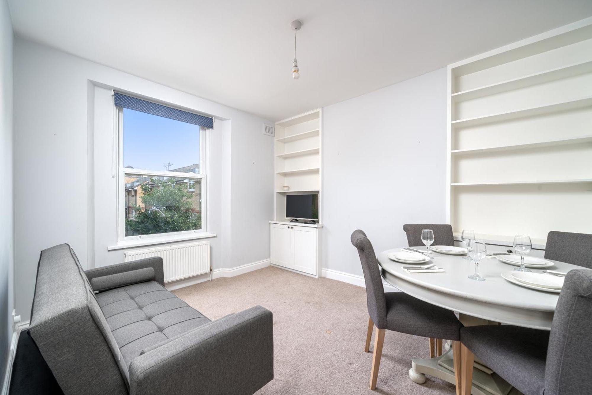 Lovely & Bright 1 Bedroom Flat In London's Zone 2 Apartment *