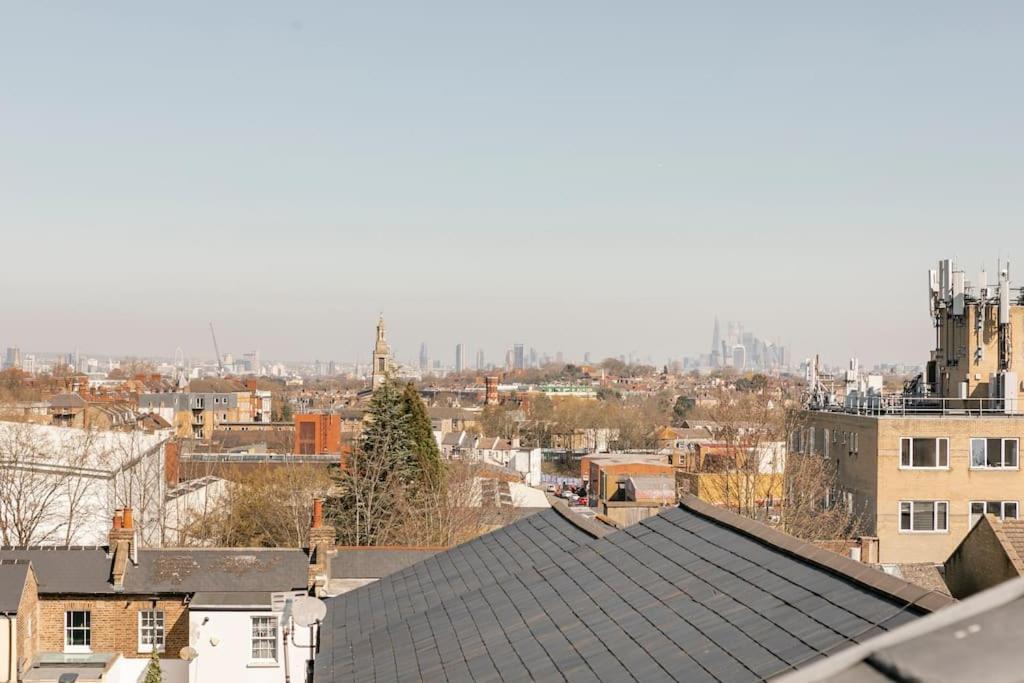 Apartment With Beautiful View London