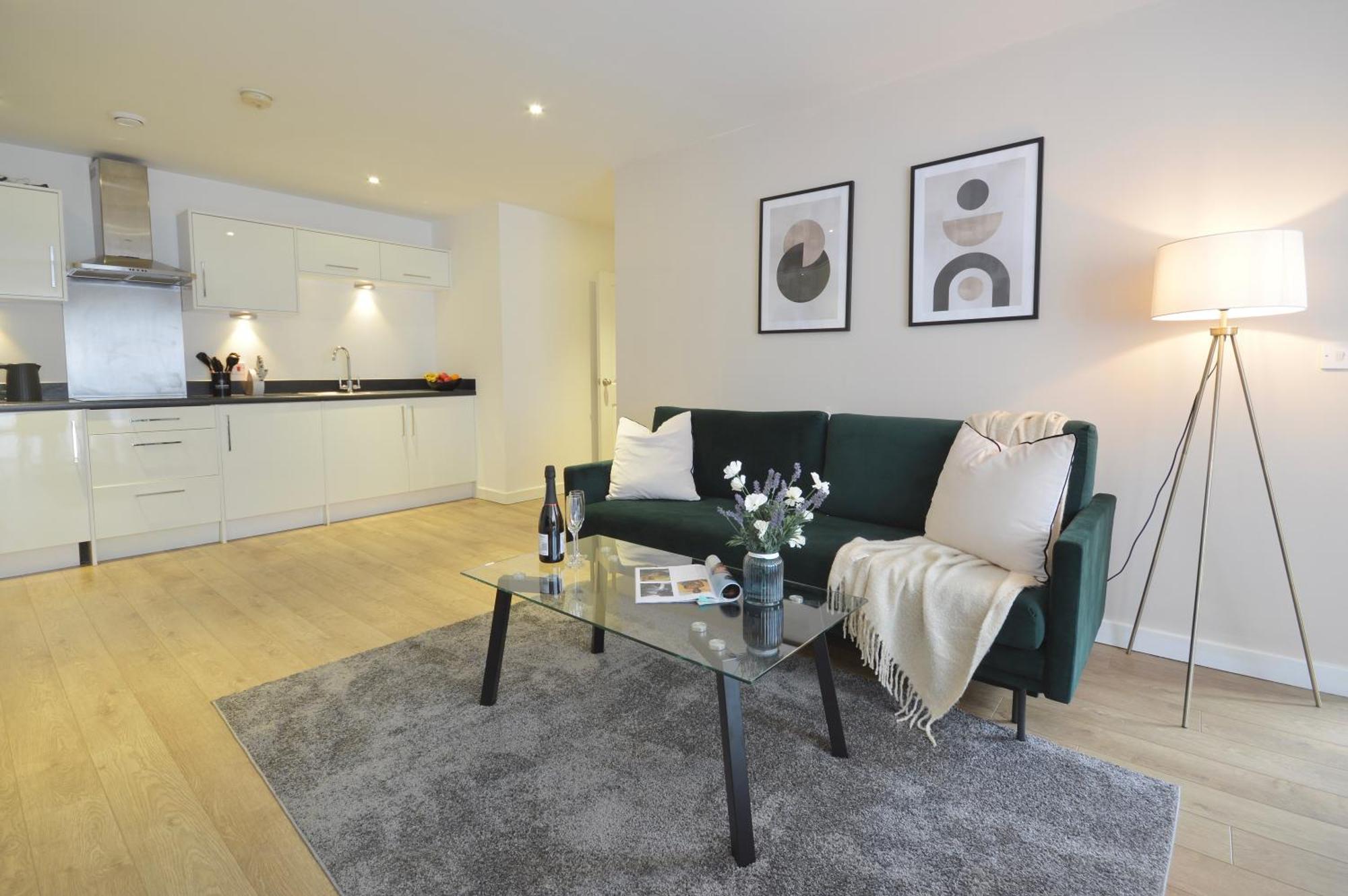 Modern 2 Bedroom Steps From Vauxhall St Apartamento Londres