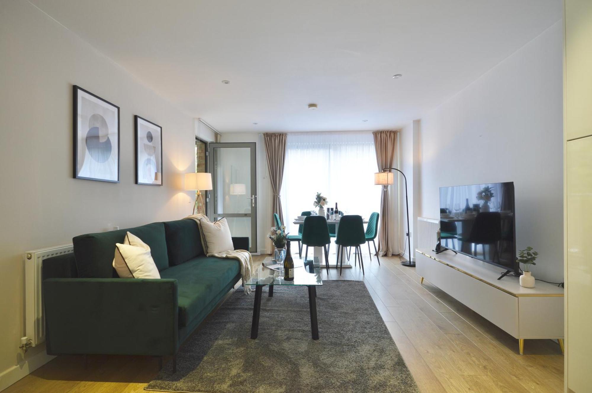 Modern 2 Bedroom Steps From Vauxhall St Londres