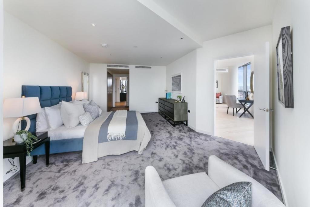 High Level, Two Bedroom Apartment London