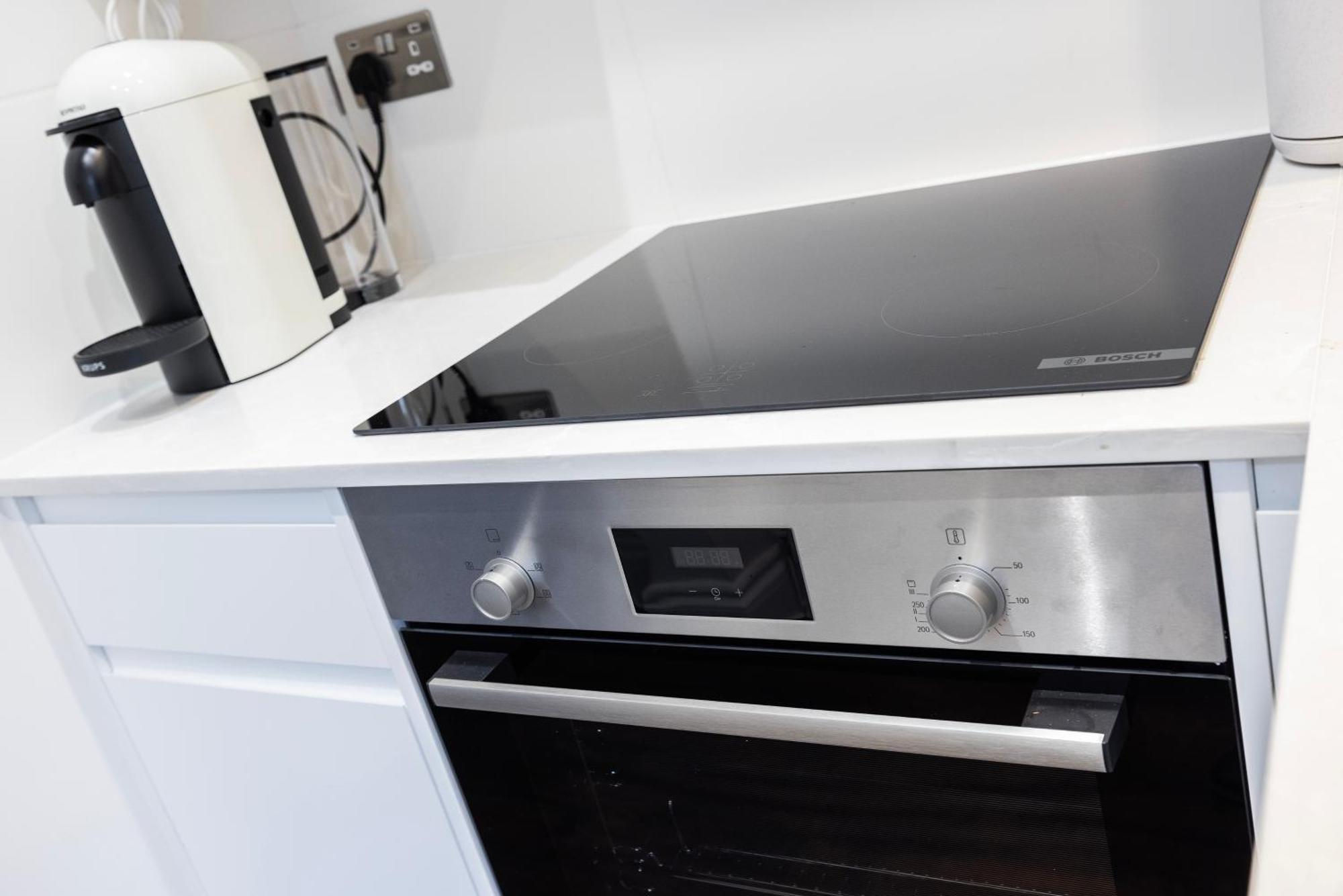 1 Bed On Ivor Place Apartment *