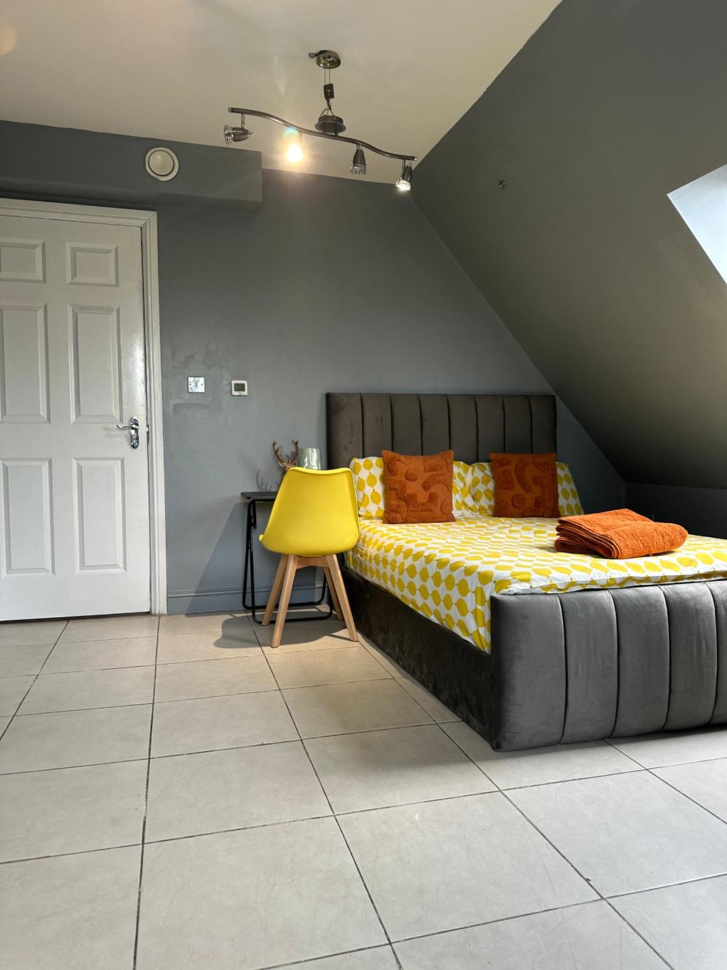 Hospedagem domiciliar Luxury In Rooftop Penthouse In Central London, Shared Flat Londres