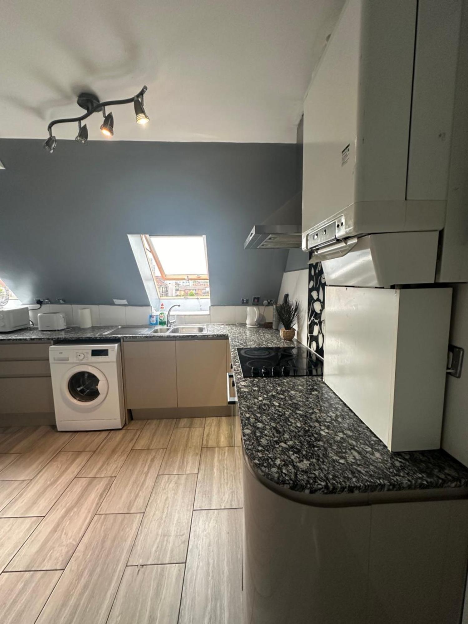 Hospedagem domiciliar Luxury In Rooftop Penthouse In Central London, Shared Flat *
