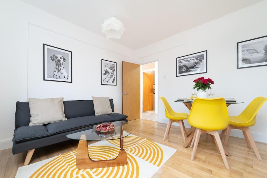Apartment Two Bedroom By Buonomo Short Lets & Serviced In Balham With Balcony London