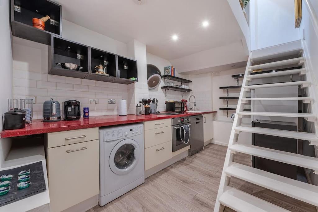 Apartment Spacious And Modern Duplex With Garden