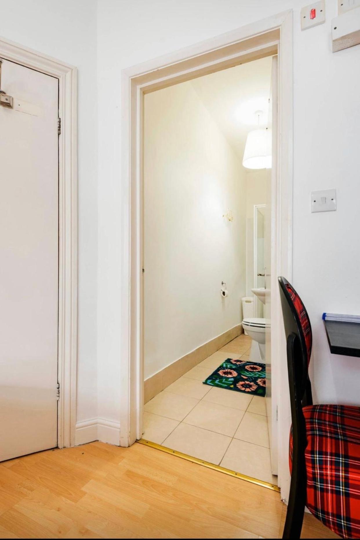 Apartment Colourful Flat *