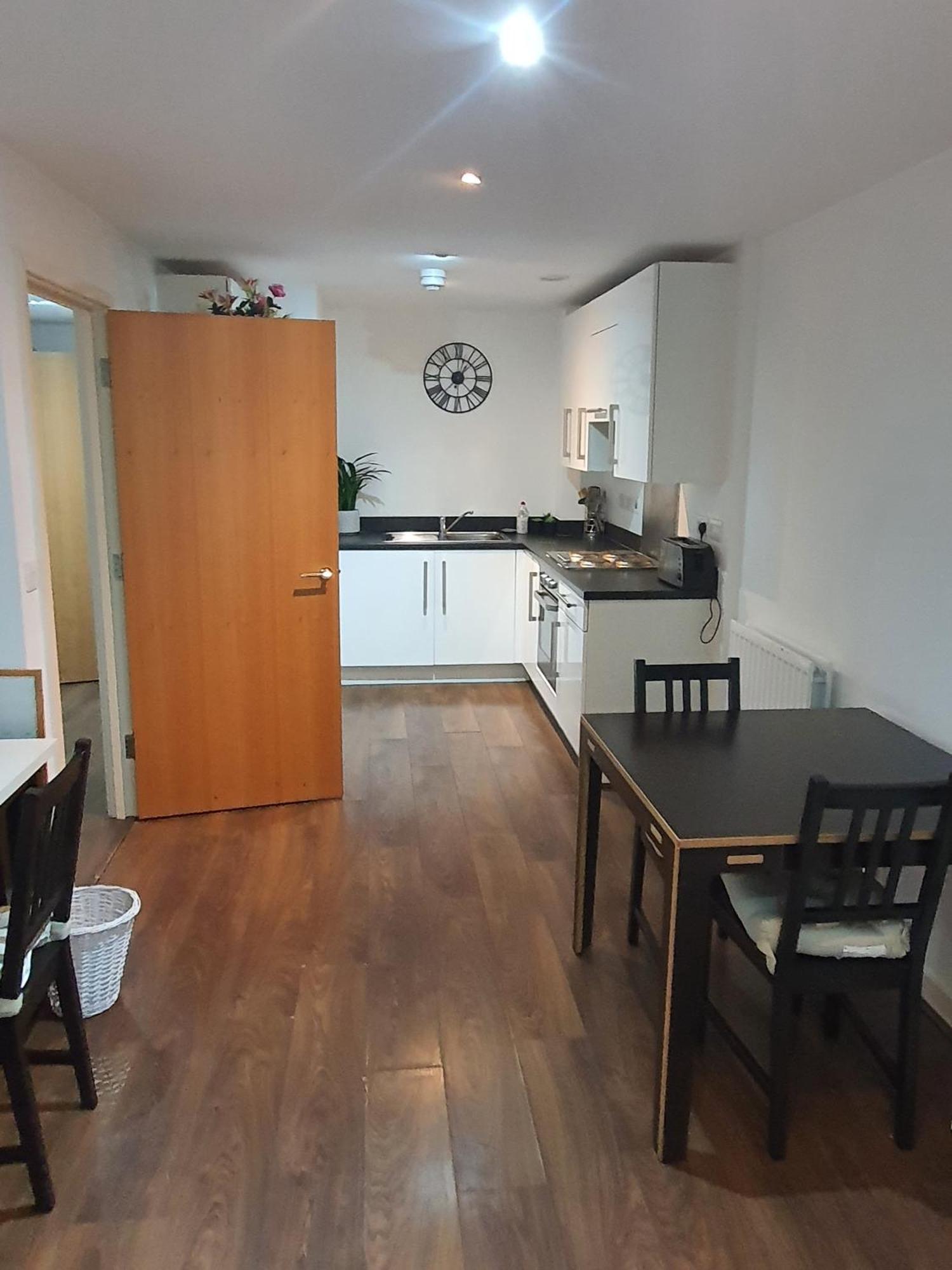 Cozy Great For Professionals * London