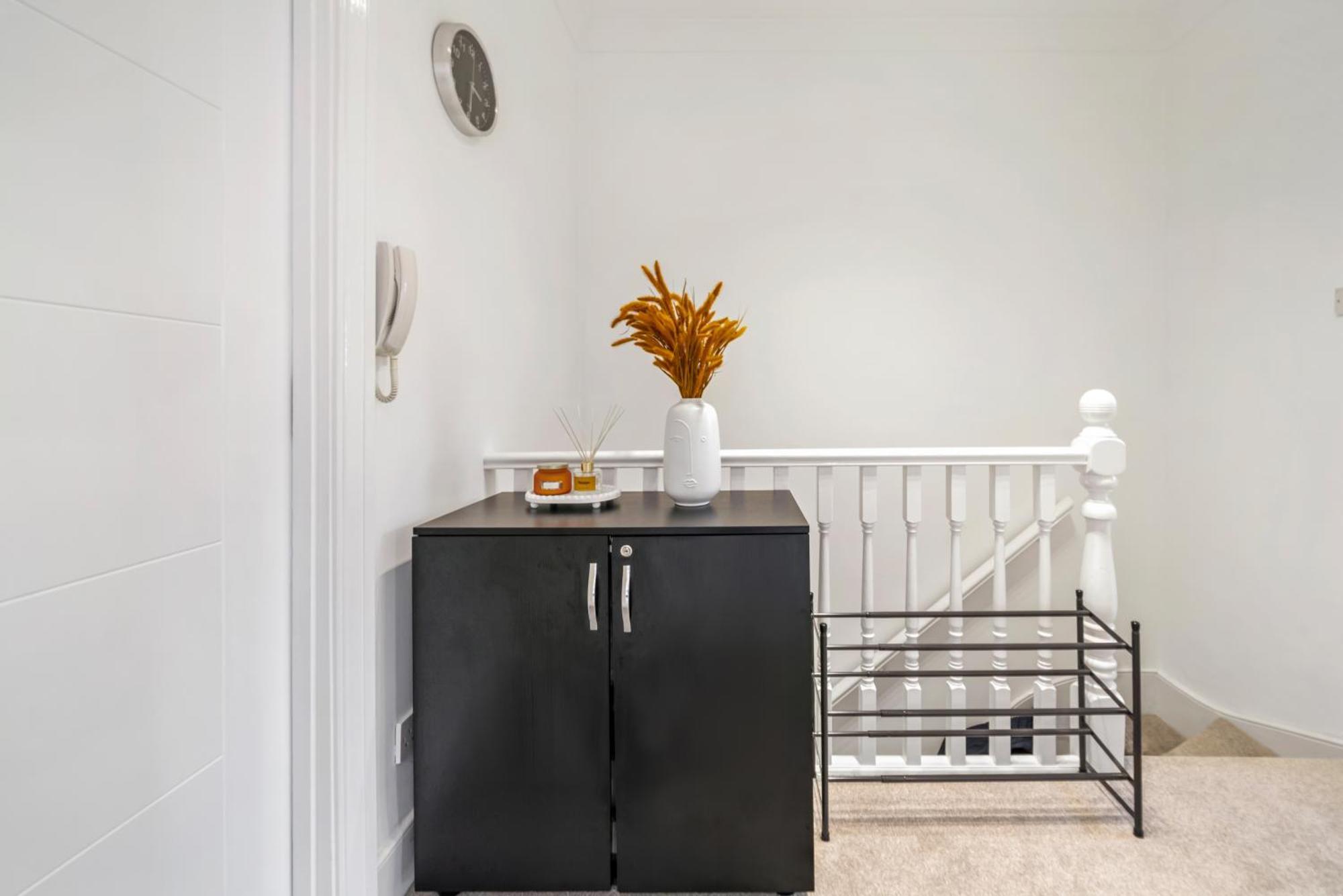 2025 Award Winning - 2 Bedroom Luxury Next To Wembley Stadium *