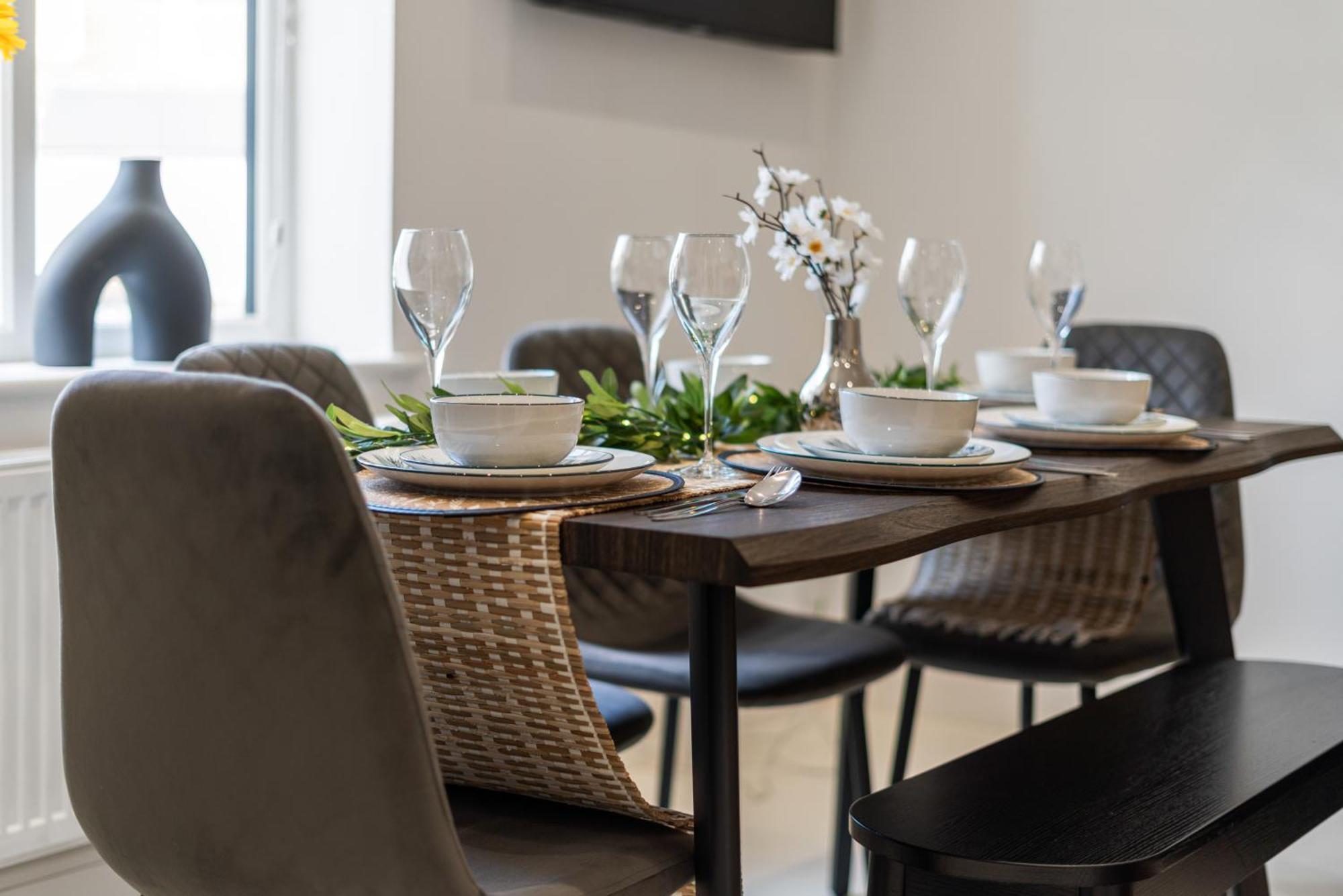 2025 Award Winning - 2 Bedroom Luxury Next To Wembley Stadium Apartment *
