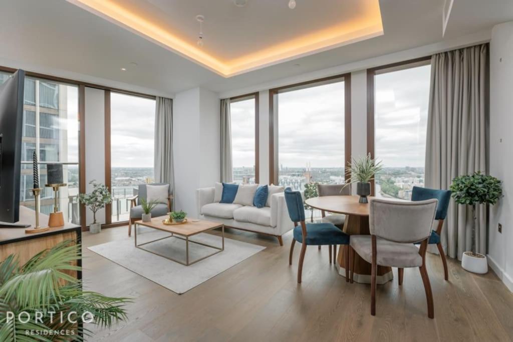 Stunning 2-bed With Pool In Nine Elms Apartment