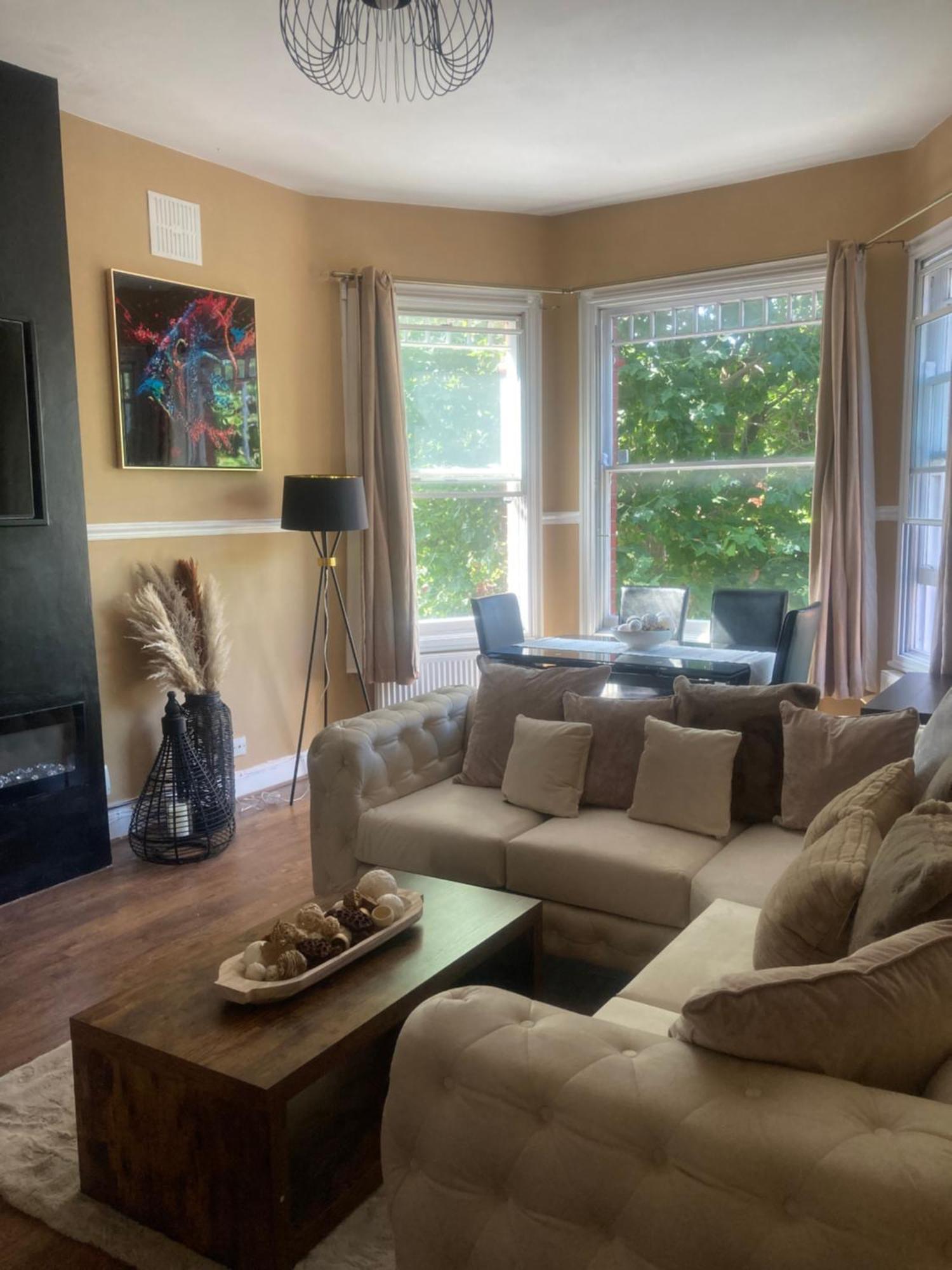 Lovely In Willesden Apartment London