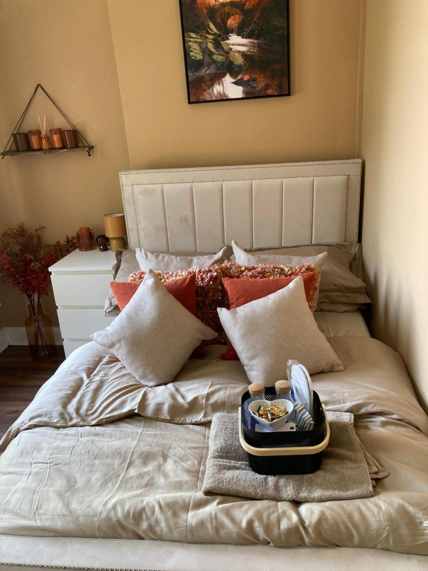 Lovely In Willesden Apartment London