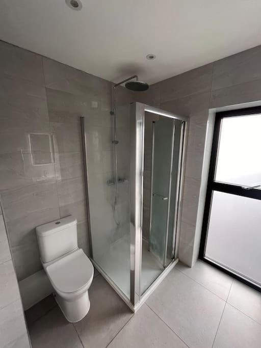 4 Guest Penthouse In Cricklewood Near Tube Apartment London