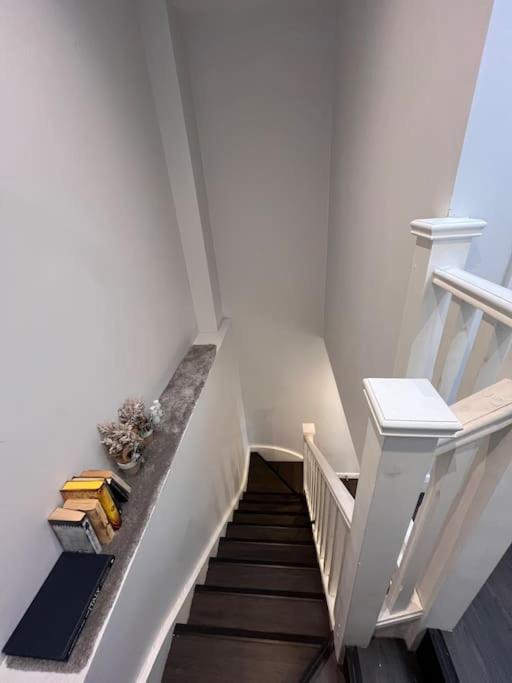 4 Guest Penthouse In Cricklewood Near Tube London