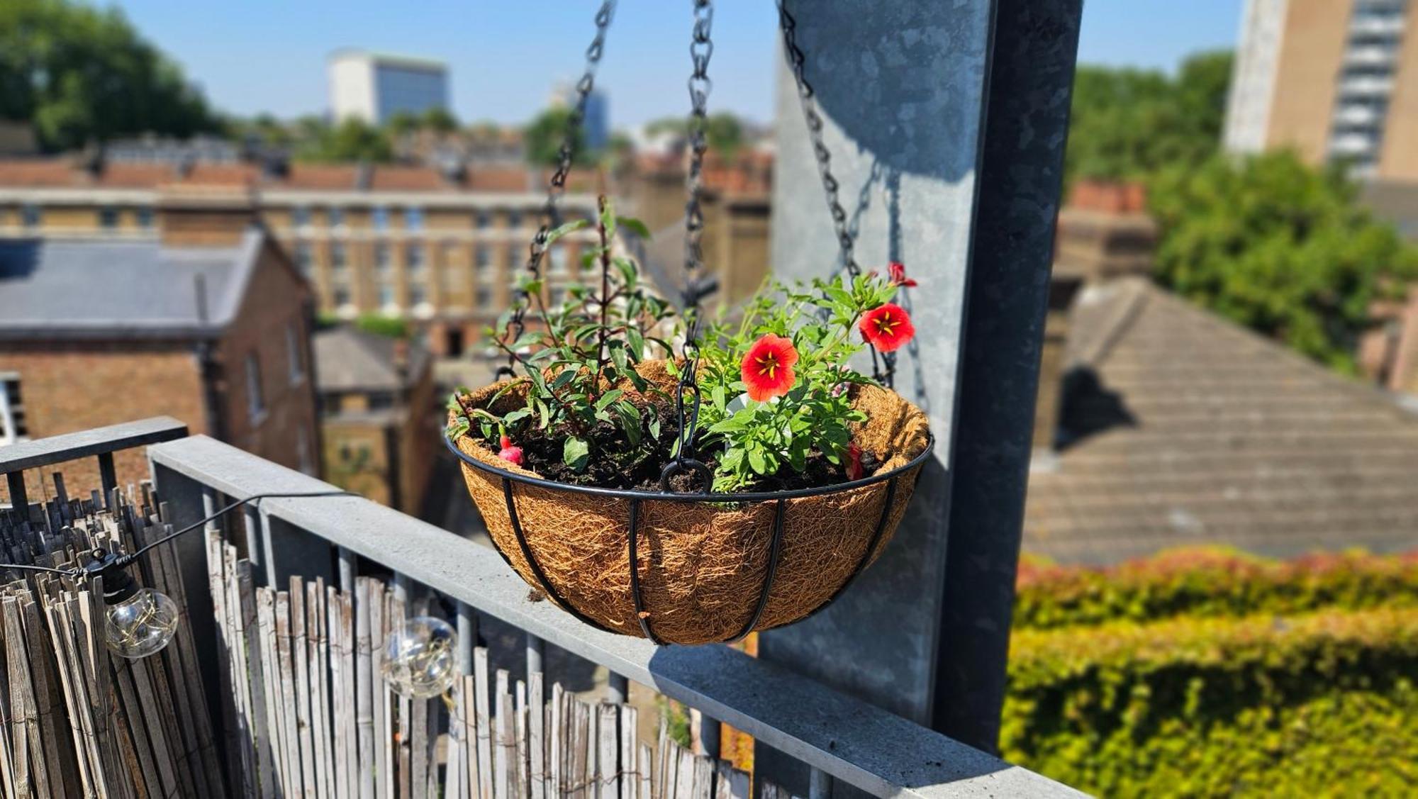 Roof Terrace, 2-bed 2-bath, Stoke Newington Apartamento