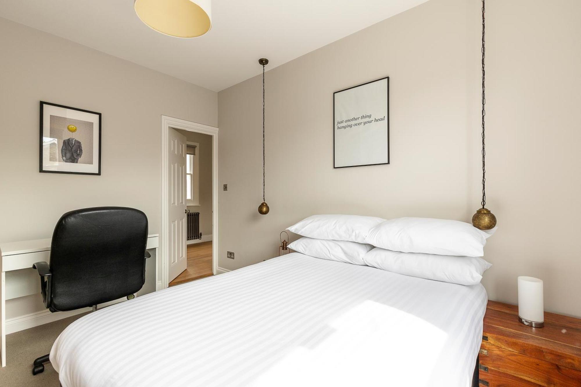 Rustic And Contemporary Haven In Brixton * London