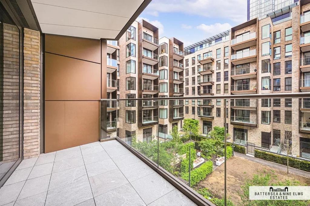 250 Road 2 Bollinder Place Ec1v 2ah 2bed Luxury Apartments-this Is Full Address