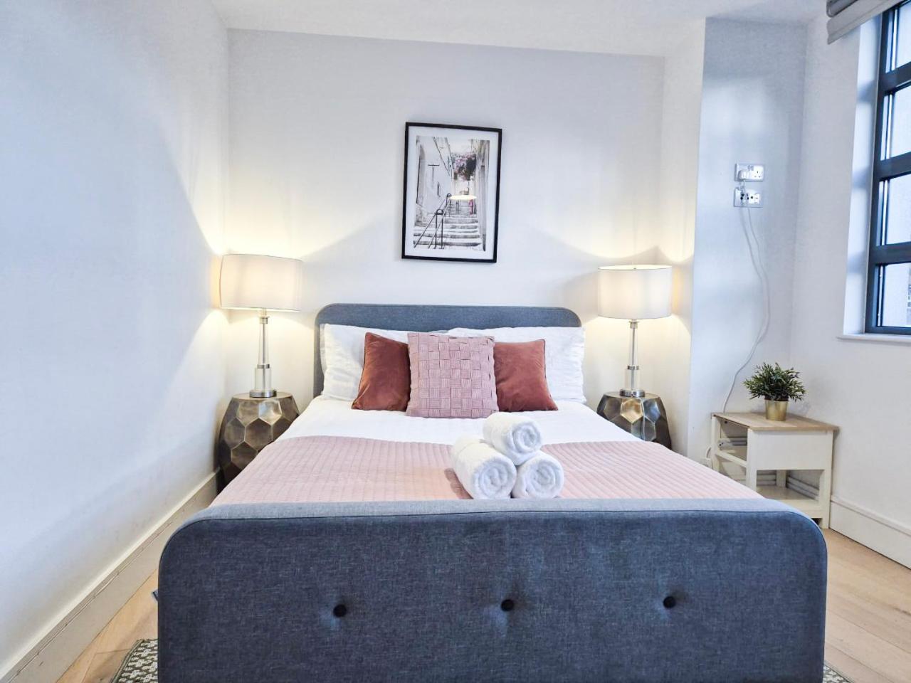 Apartment Modern & 3bedroom Flat With Pvt Balcony Steps From Regent's Park