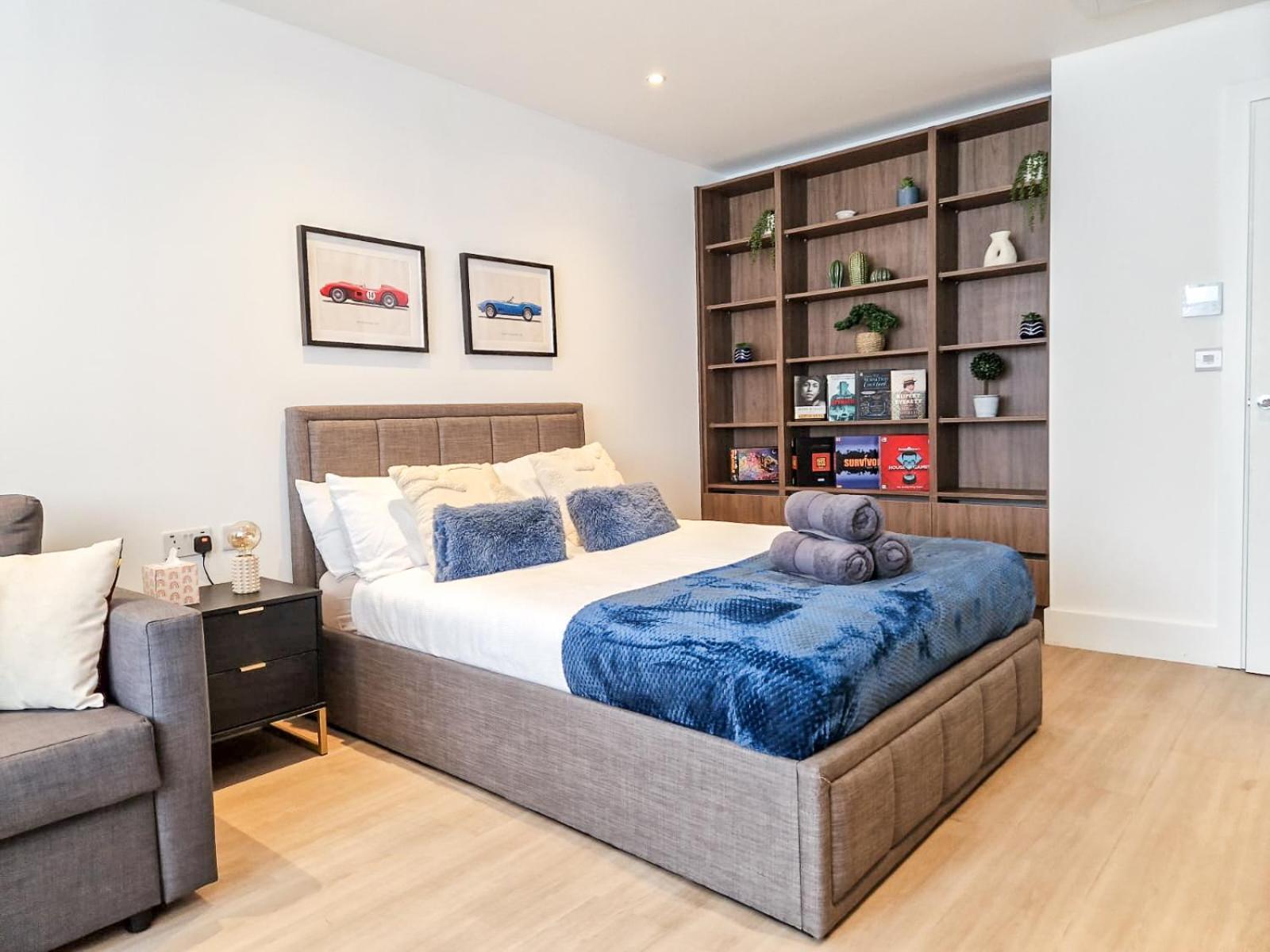 Modern & 3bedroom Flat With Pvt Balcony Steps From Regent's Park London