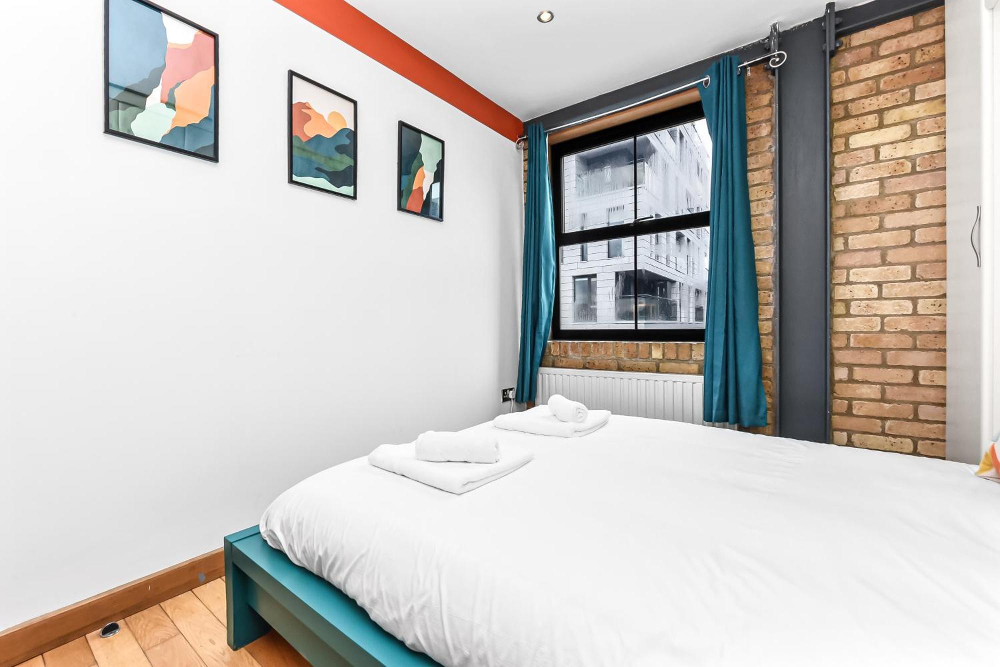 Stylish 2-bed In * London