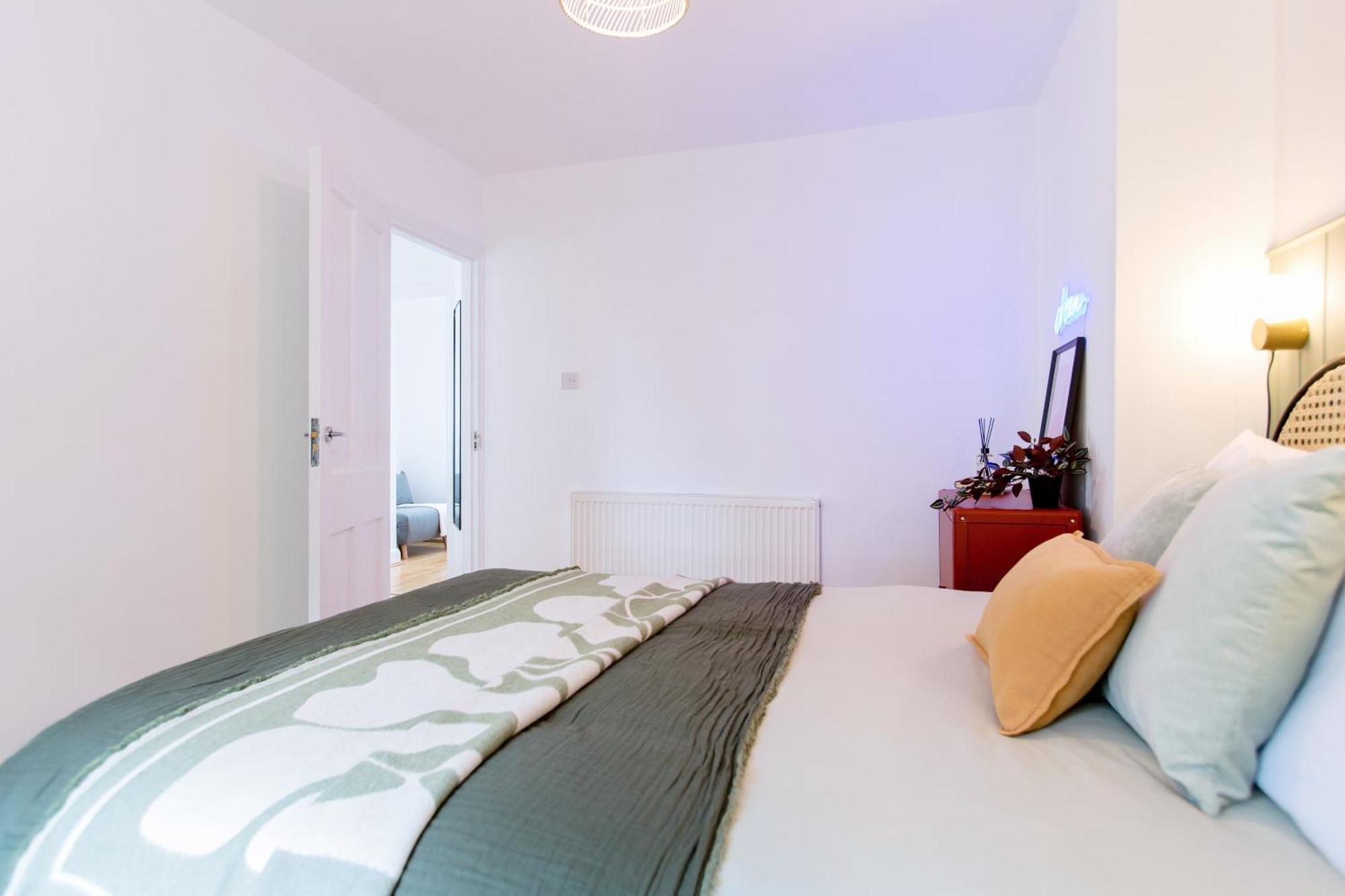 Holiday home 3-bed House - Next To Olympic Park & Westfield *