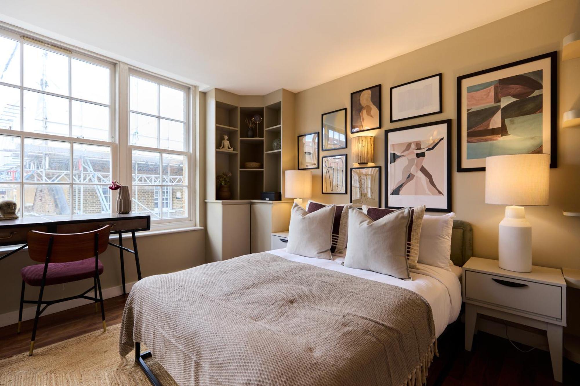 The Brick Lane Arms - Breathtaking 2bdr Penthouse With Balcony Apartment London