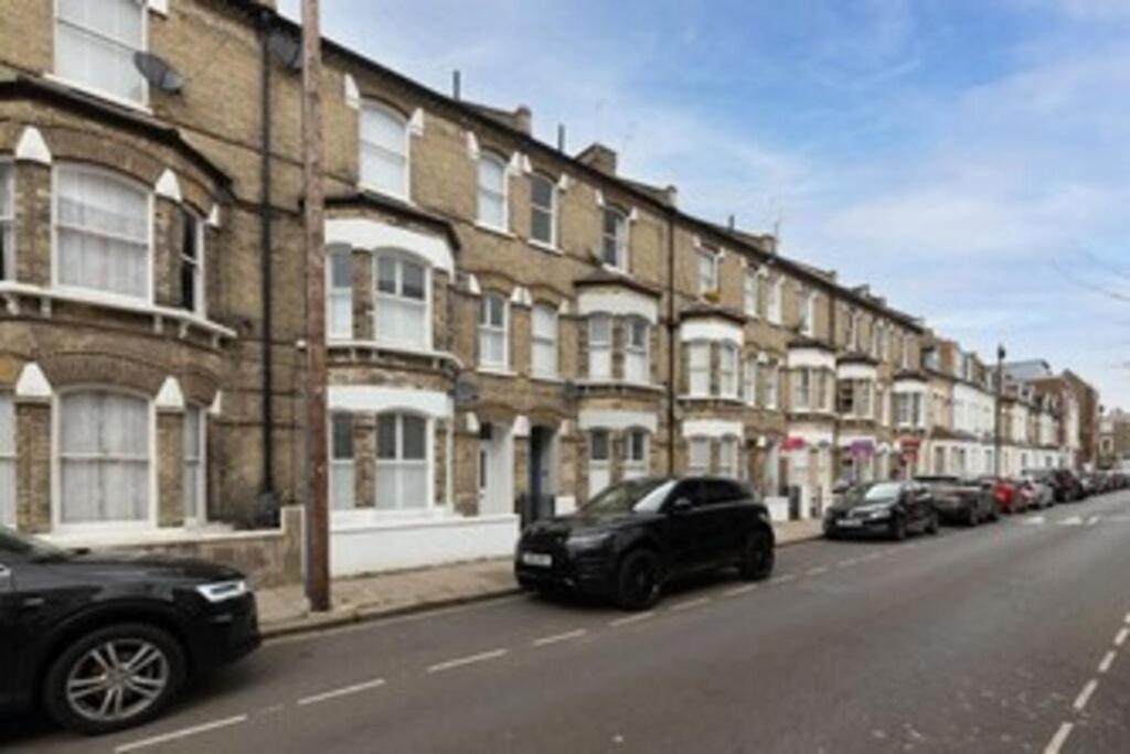 One Bedroom Flat, Fulham Broadway Near Chelsea Apartment London