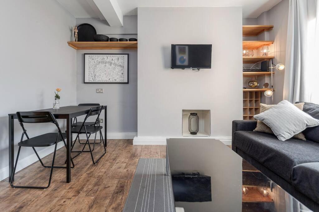 Bright, Modernised Close To Borough Market Londres