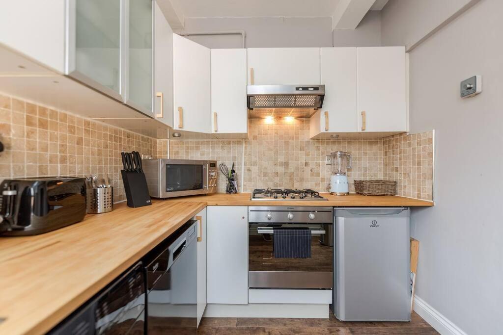 Bright, Modernised Close To Borough Market * Londres