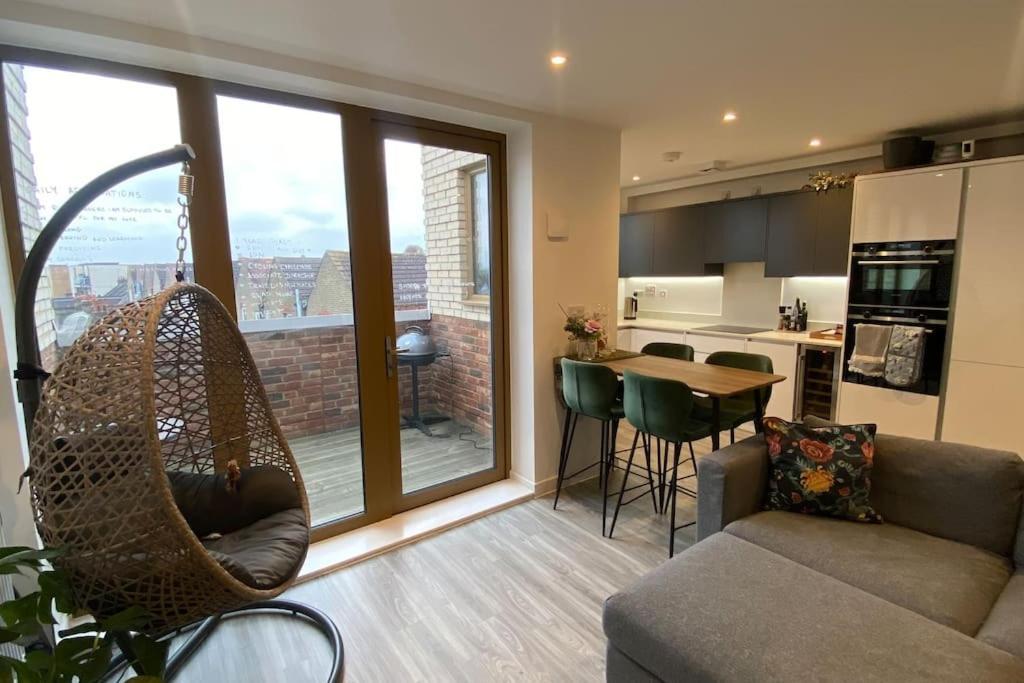 Luxe: Stylish Apartment