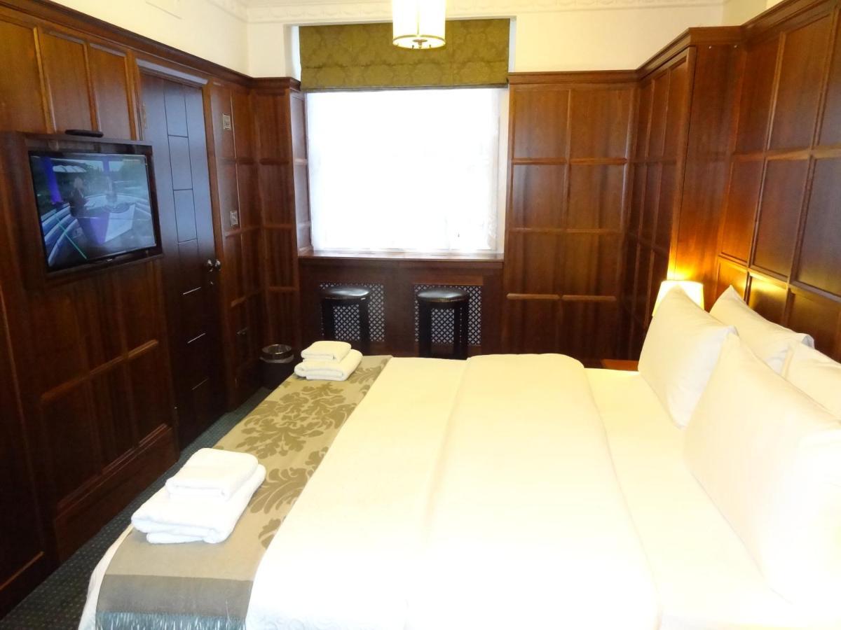 Regency House 3* London
