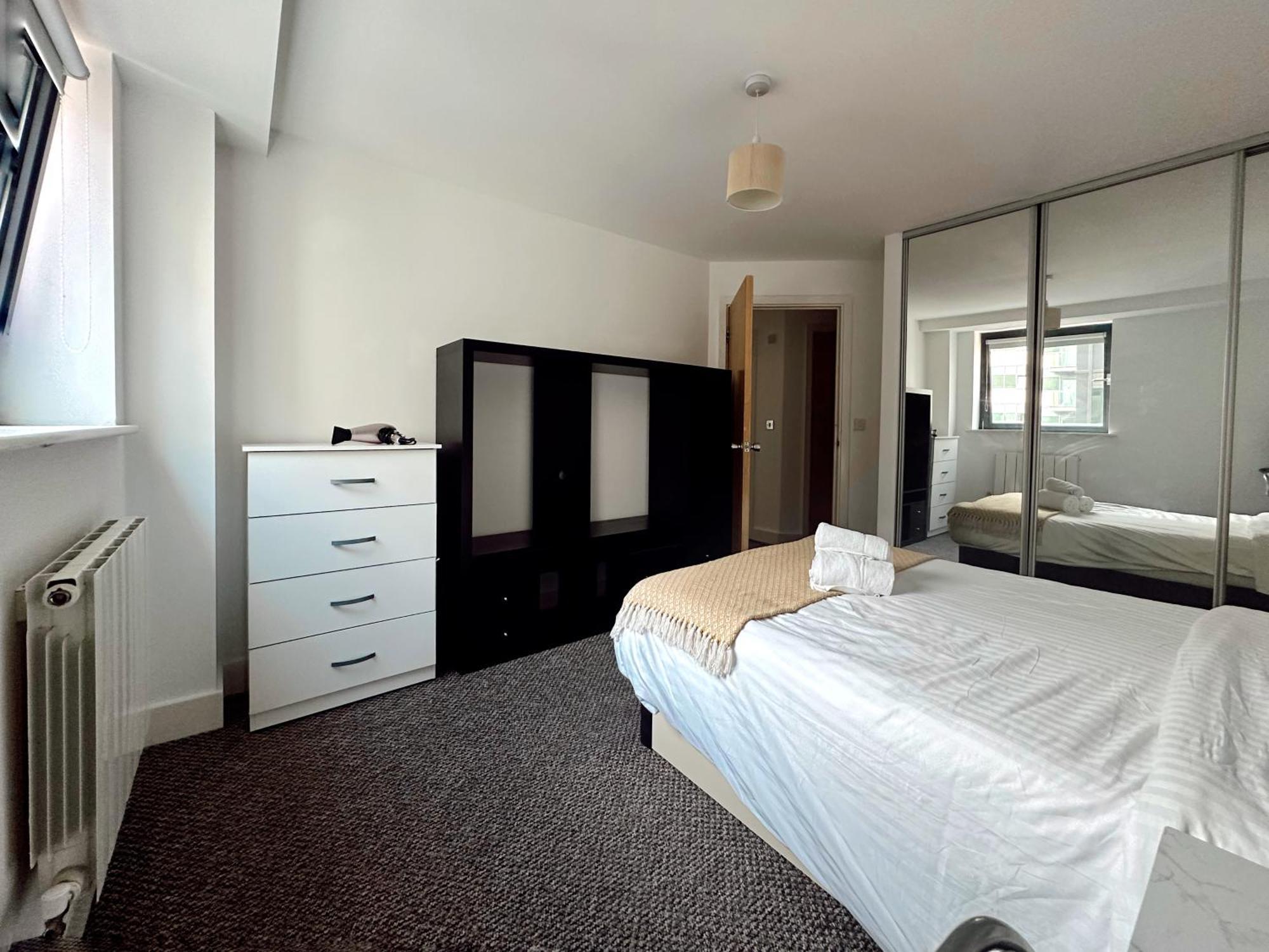 Canary Wharf - Luxury Apartment London