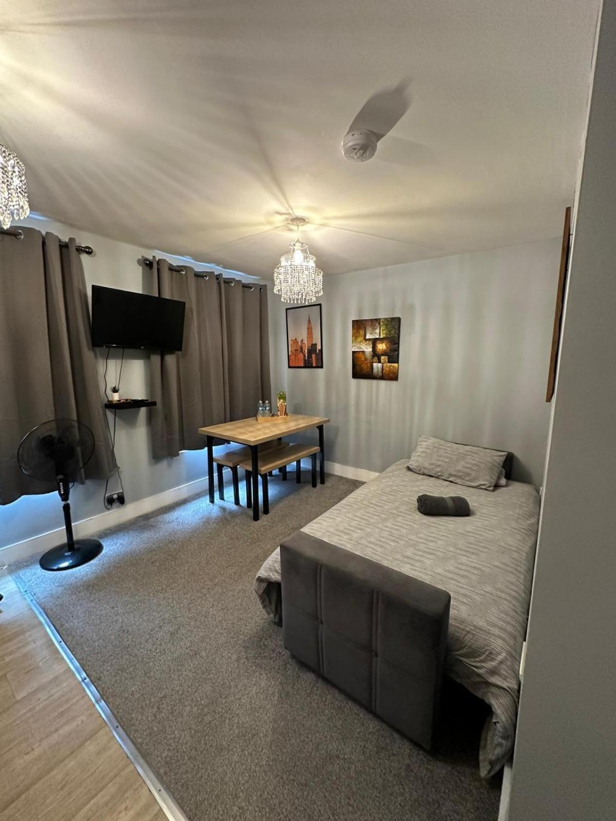 Cosy 2 Bedrooms Apartment *
