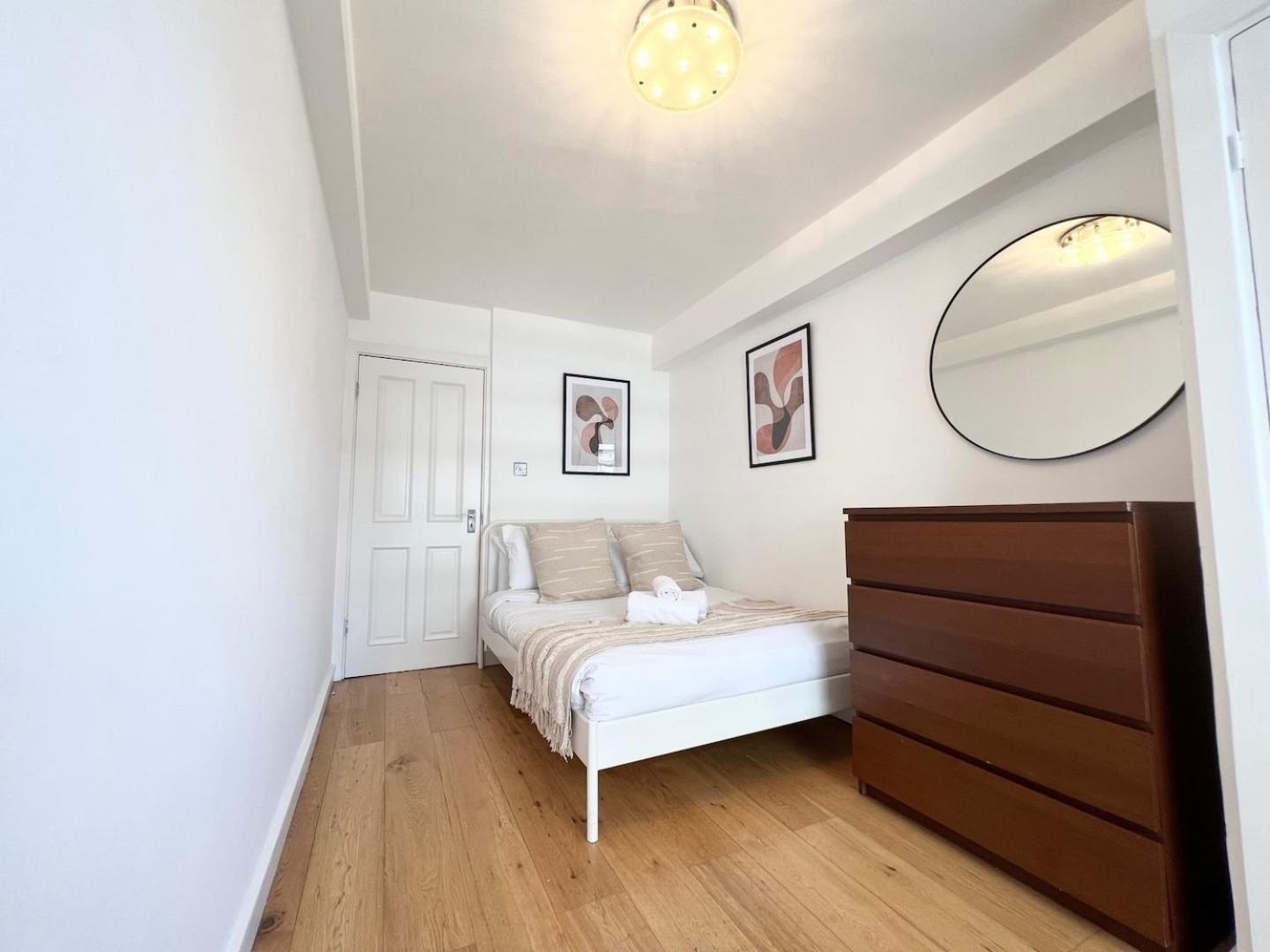 3 Bed Apartment- Apartment *