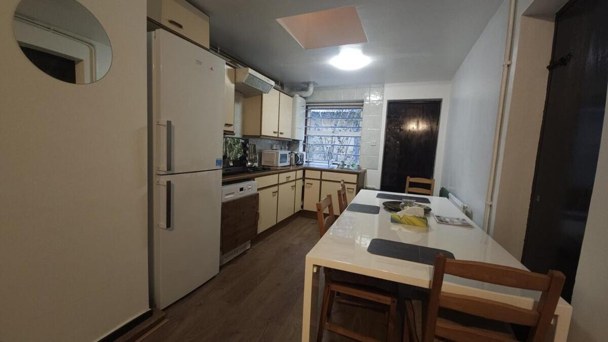 Apartment Stockwell Station London