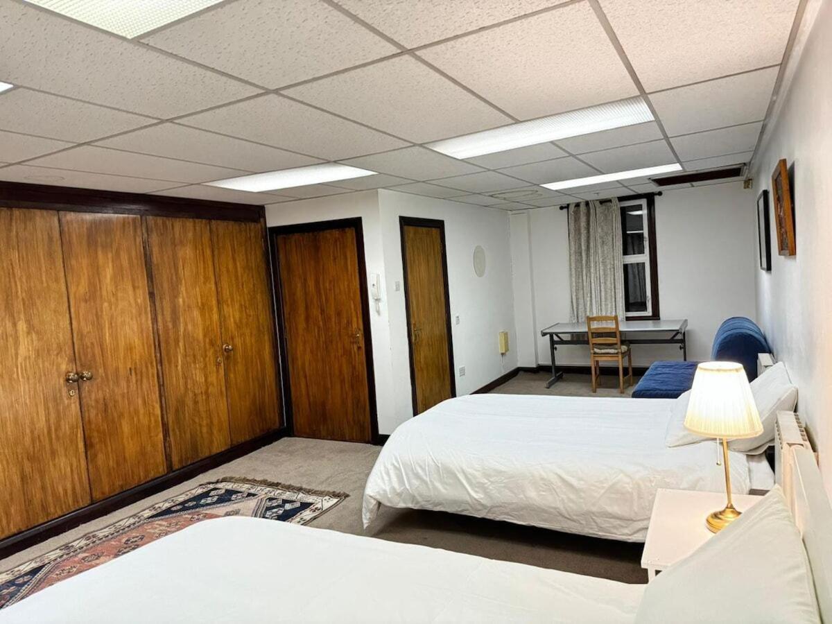 Apartment Stockwell Station London
