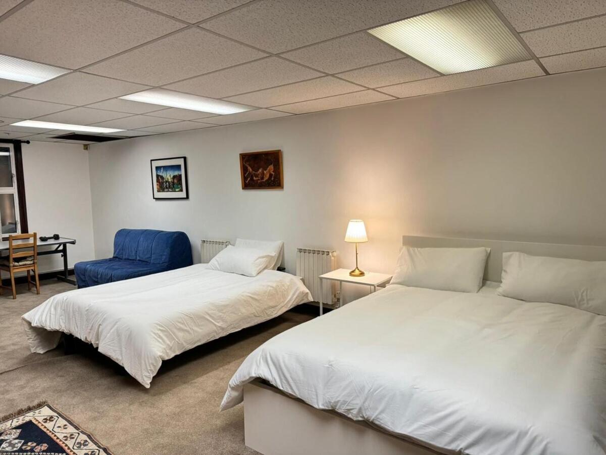 Stockwell Station Apartment London